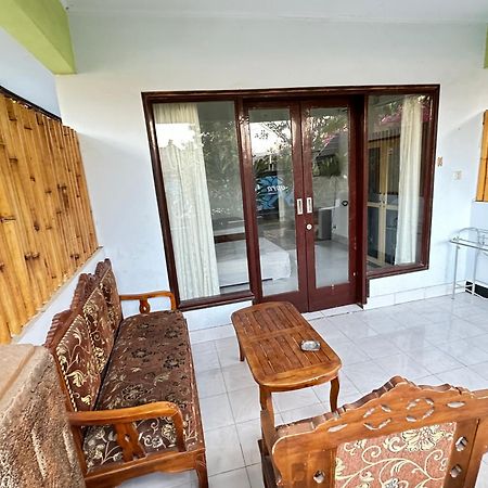 Creative Bungalow Beach Front Gili Trawangan Exterior foto